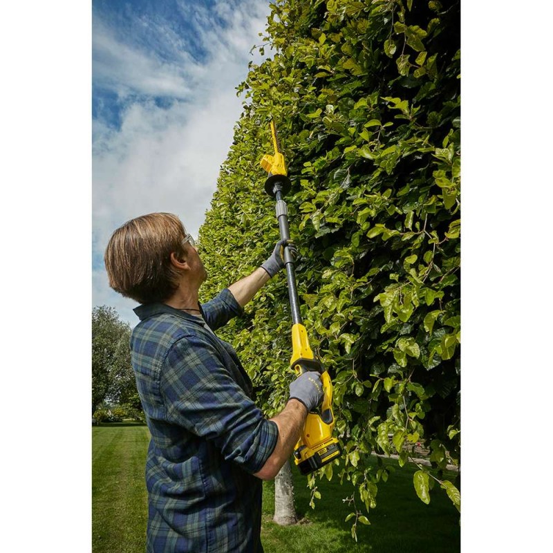 Trimmer pentru gard viu STANLEY FatMax V20 SFMCPH845M1, cap reglabil, lama 45 cm, inaltime maxima 3.4 m, acumulator 18 V, 4.0 Ah, incarcator rapid 2 A