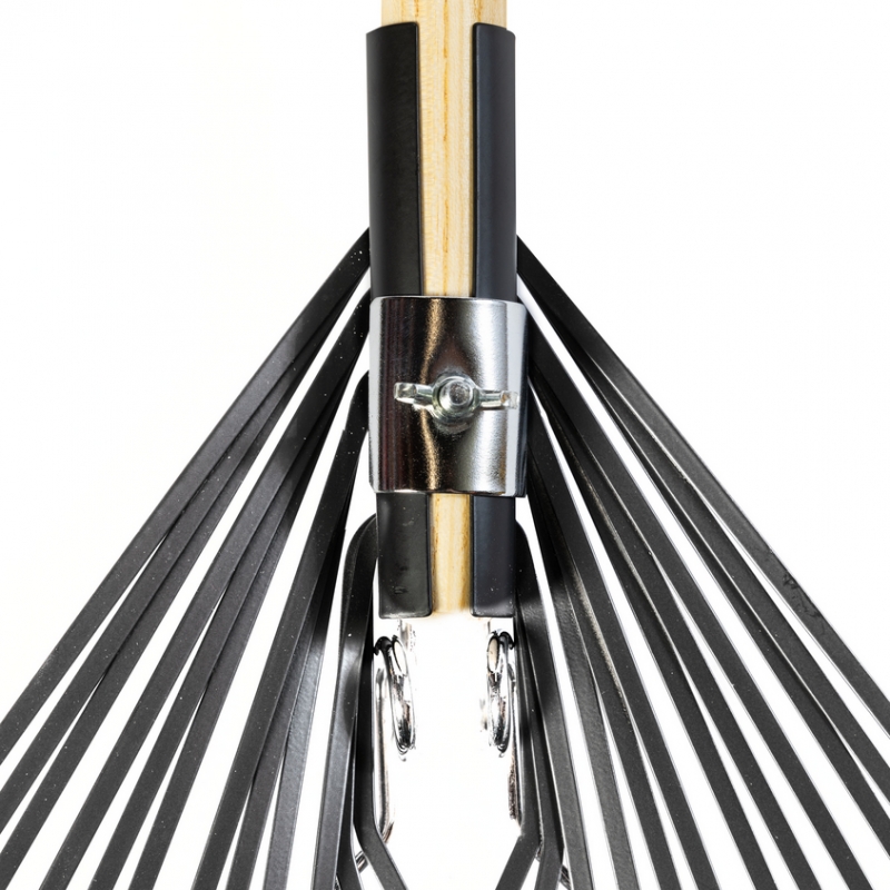 Grebla pentru frunze MICUL FERMIER GF-2450, 24 dinti flexibili, maner lemn, 1650 mm
