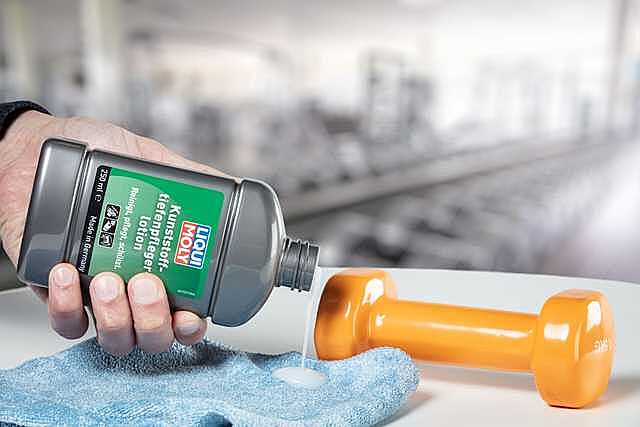 Solutie intretinere plastic LIQUI MOLY Plastic Deep Treatment Lotion 1537, 250 ml