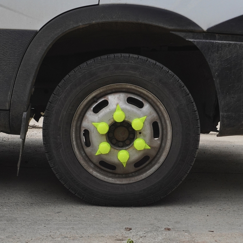 Set 10 capace pentru prezoane roata, cu indicator, MEGA DRIVE NN33 Z/Y/NEON WS, 33 mm x 41 mm, galben neon, din plastic
