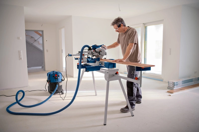 Fierastrau circular stationar BOSCH GCM 305-216 D 0601B49000, 1200 W, 5200 rot/min, cu panza Optiline Wood, clema si sac colector de praf