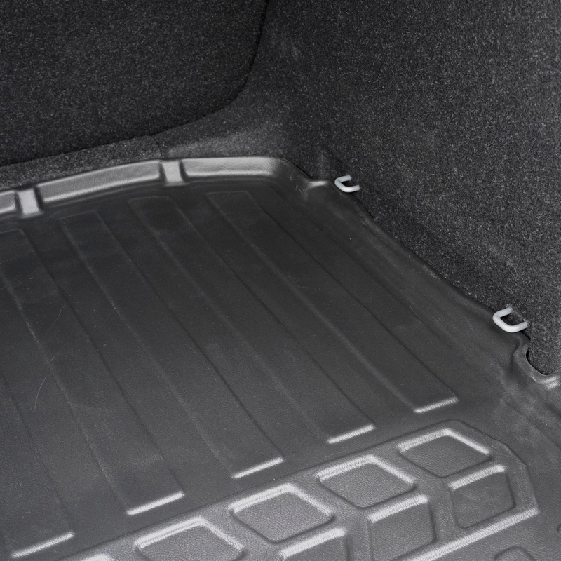 Covor auto protectie portbagaj din cauciuc UMBRELLA 107921, pentru Volkswagen T-roc cu podea inalta 2017-, negru
