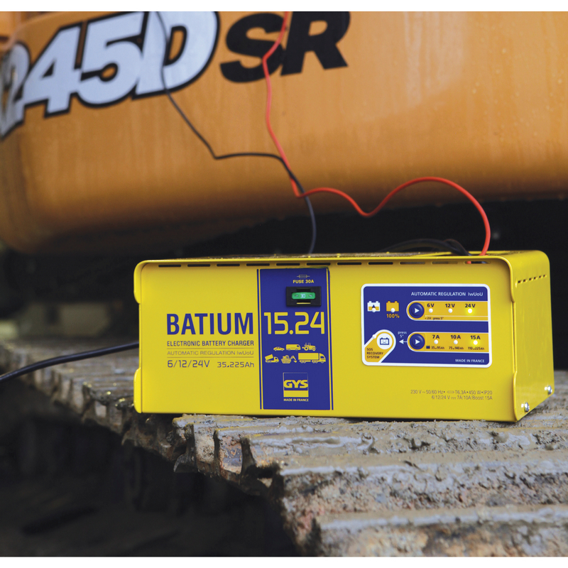 Incarcator baterii auto GYS BATIUM 15.24 024526, 22 A, 450 W, 6/12/24V, siguranta 30A, 210x360x140 mm