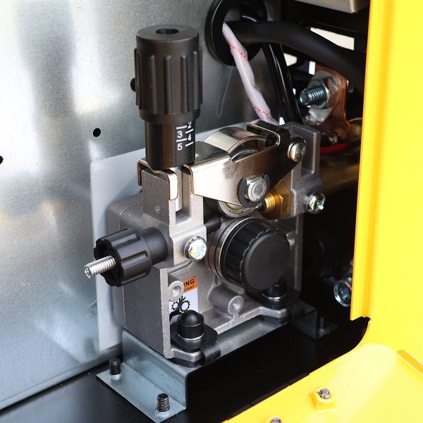 Aparat multifunctional pentru sudura ProWELD MCTD-416L 4551000002, monofazat, putere maxima absorbita 7.5 kW, tip sudura CUT/TIG/MMA/MIG