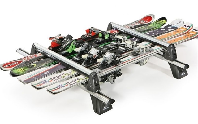 Suport auto pentru schiuri GREEN VALLEY Rider 160504, aluminiu, prindere pe barele transversale, pentru 4 perechi schiuri, 2 snowboard, cu antifurt