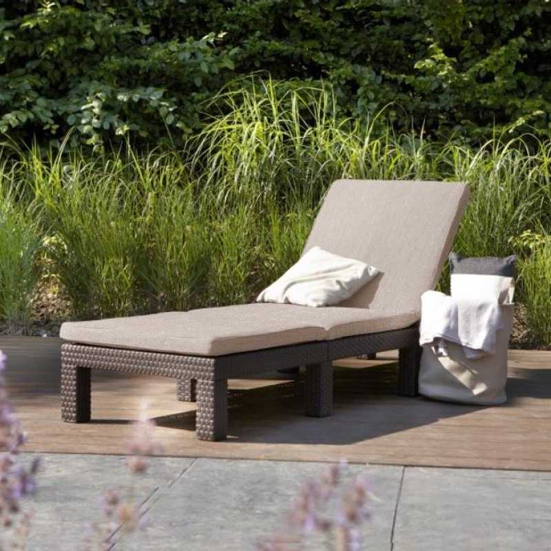 Sezlong de gradina, reglabil, KETER Daytona Deluxe 252223, gri, 195 x 65 x 25.5 cm, cu perna, polipropilena