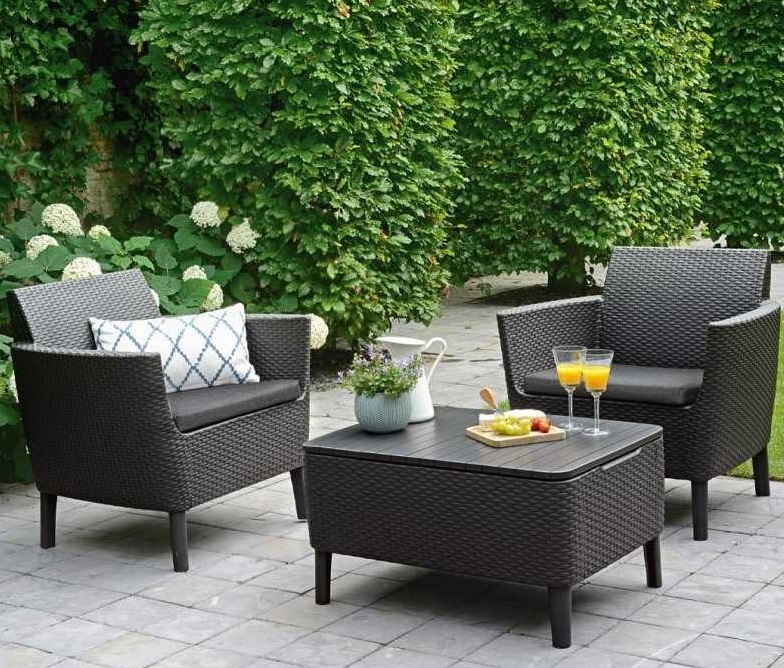 Set mobilier pentru balcon KETER Salemo 253206, grafit, masa dreptunghiulara cu spatiu de depozitare, 2 fotolii, 2 perne, din polipropilena