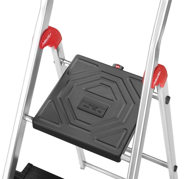 Scara pliabila HAILO L100 TopLine 8050307, 3 trepte, greutate maxima 150 kg, aluminiu, picioare antiderapante, tava multifunctionala, carlig, curea fixare