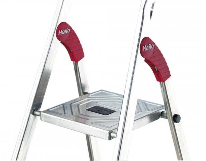 Scara pliabila HAILO StandardLine 8160607, 6 trepte, greutate maxima 150 kg, aluminiu, picioare antiderapante, tava multifunctionala, pentru uz casnic