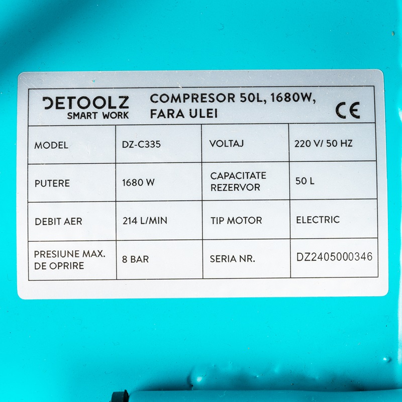 Compresor de aer DETOOLZ DZ-C335, capacitate rezervor 50 litri, fara ulei, 1680 W, debit 214 l/min, 8 bar, 2 prize de aer