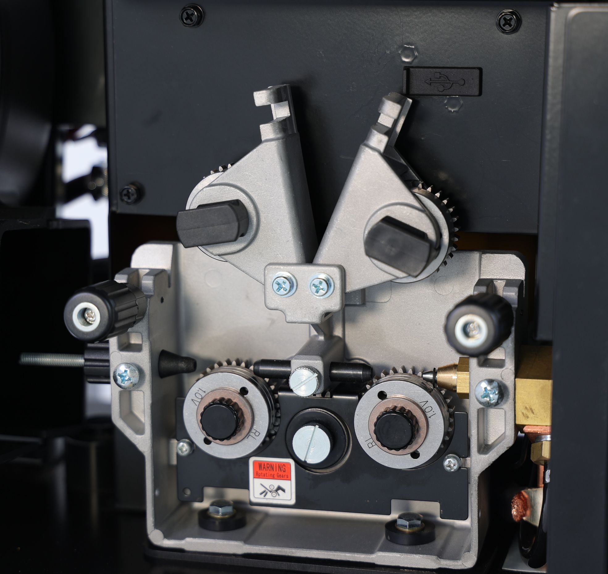 Invertor sudare profesional ProWELD MIG 500Y Synergetic, MIG/MAG, MMA, Lift TIG + derulator detasabil