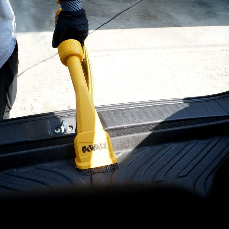 Perie de aspirare Dewalt DXVA00-4300E, pentru aspirator umed / uscat