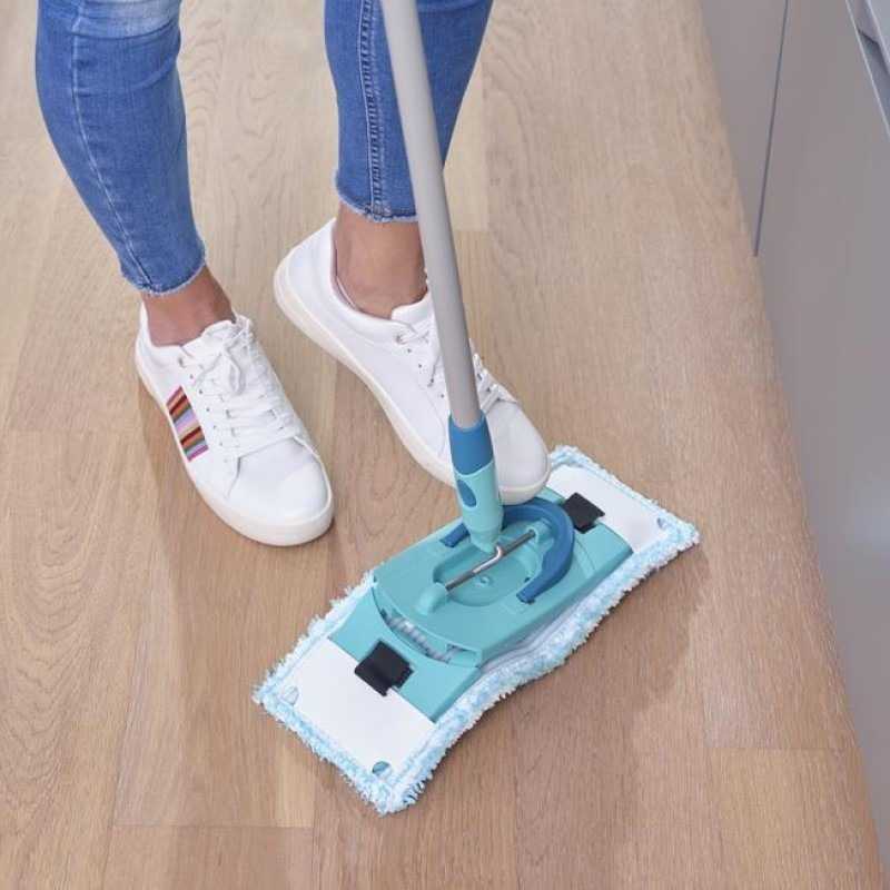 Set curatenie Leifheit Clean Twist M Ergo 52120, mop plat si galeata, coada telescopica de la 109 cm la 140 cm