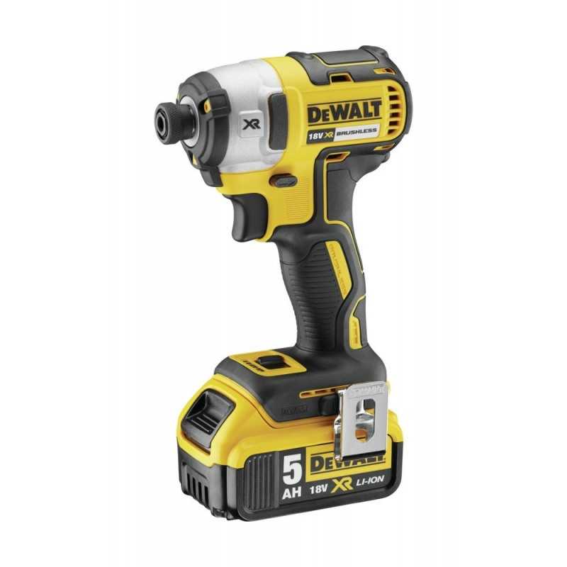 Set masina de gaurit si insurubat cu percutie DeWalt DCK266P2, design compact, greutate redusa, motor fara perii