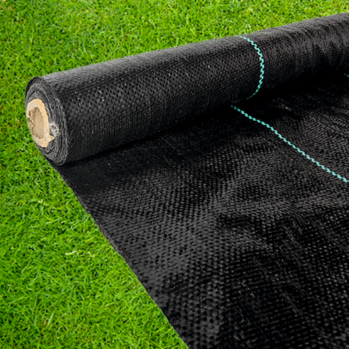 Folie antiburuieni/mulcire din polipropilena, MESTERINO PP1002150, 2.1 m X 50 m, densitate 100g/mp culoare neagra cu dungi, protectie UV