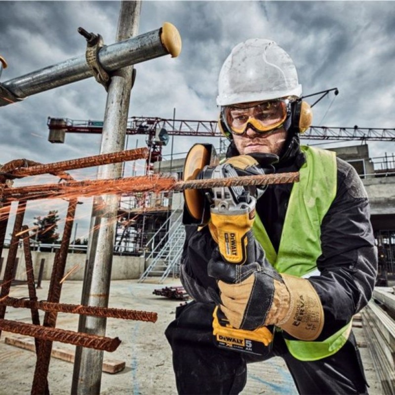Polizor unghiular cu clapeta compatibil cu acumulator DeWalt DCG406N