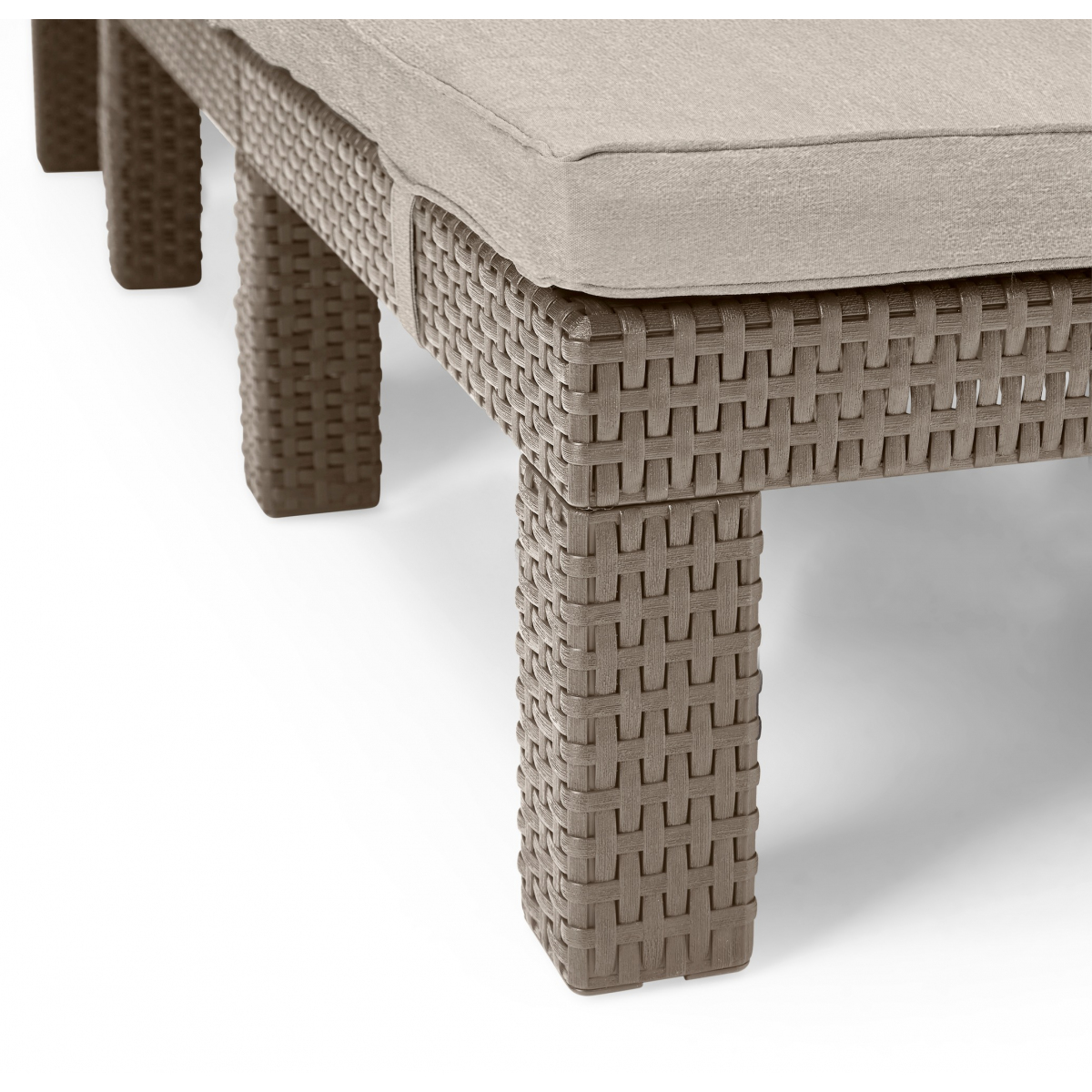 Sezlong de exterior KETER Daytona Deluxe 252225, spatar ajustabil, cu perna, cappuccino, material polipropilena