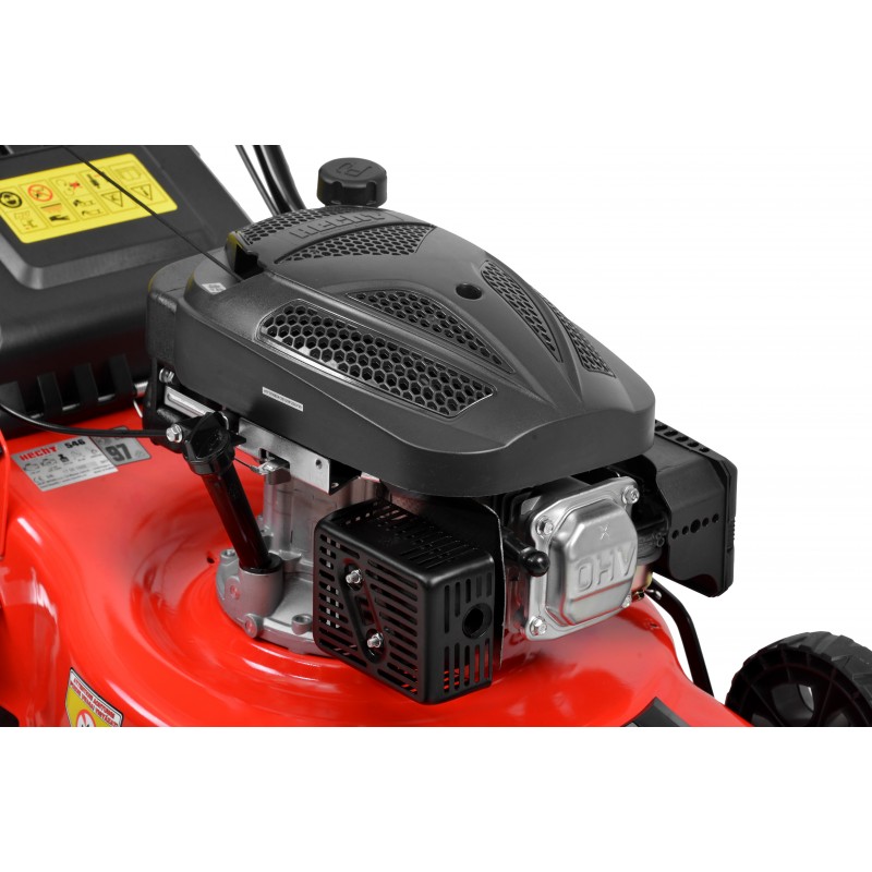 Masina de tuns iarba HECHT 546, motor benzina 4T, 3.4 CP, 139 CC, latime lucru 46 cm, inaltime taiere 25-70 mm, volum cos colector 65 litri
