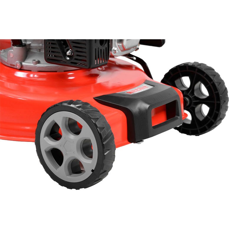 Masina de tuns iarba HECHT 546, motor benzina 4T, 3.4 CP, 139 CC, latime lucru 46 cm, inaltime taiere 25-70 mm, volum cos colector 65 litri
