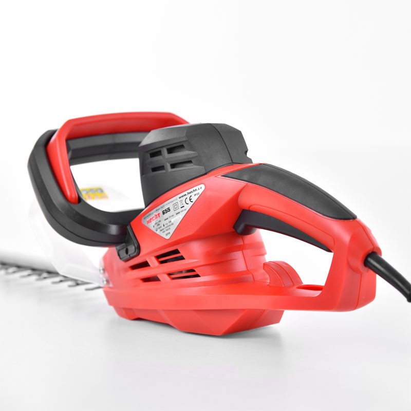 Trimmer electric pentru tuns gardul viu HECHT 655, putere motor 600 W, lungimea lamei 55 cm