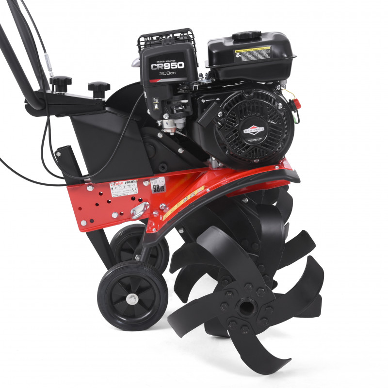 Motosapa HECHT 790 BS, motor 4 timpi, capacitate cilindrica 208 CC, 6.5 CP, latime de lucru 84 cm