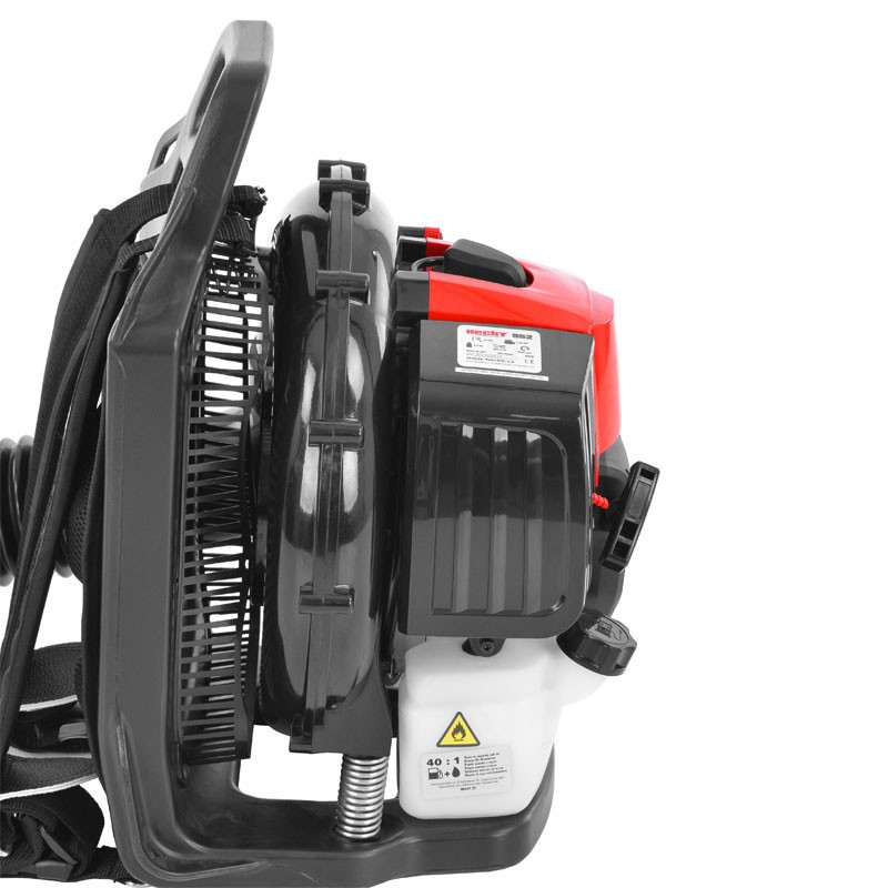 Suflanta de frunze cu motor pe benzina HECHT 952, putere motor 2 CP, capacitate cilindrica 52 CC