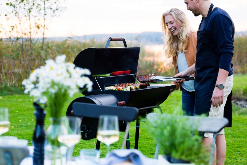 Gratar gradina, cu carbuni, Black Taurus GRILLCHEF 31426, otel, cu roti de deplasare, 141 x 48.5 x 127 cm