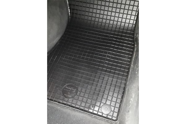 Covoras auto cauciuc UMBRELLA 43770, pentru Citroen Jumper (2006-2014)(2014-), Peugeot Boxer (2006-), Fiat Ducato (2006-2014)(2014-), 1 bucata