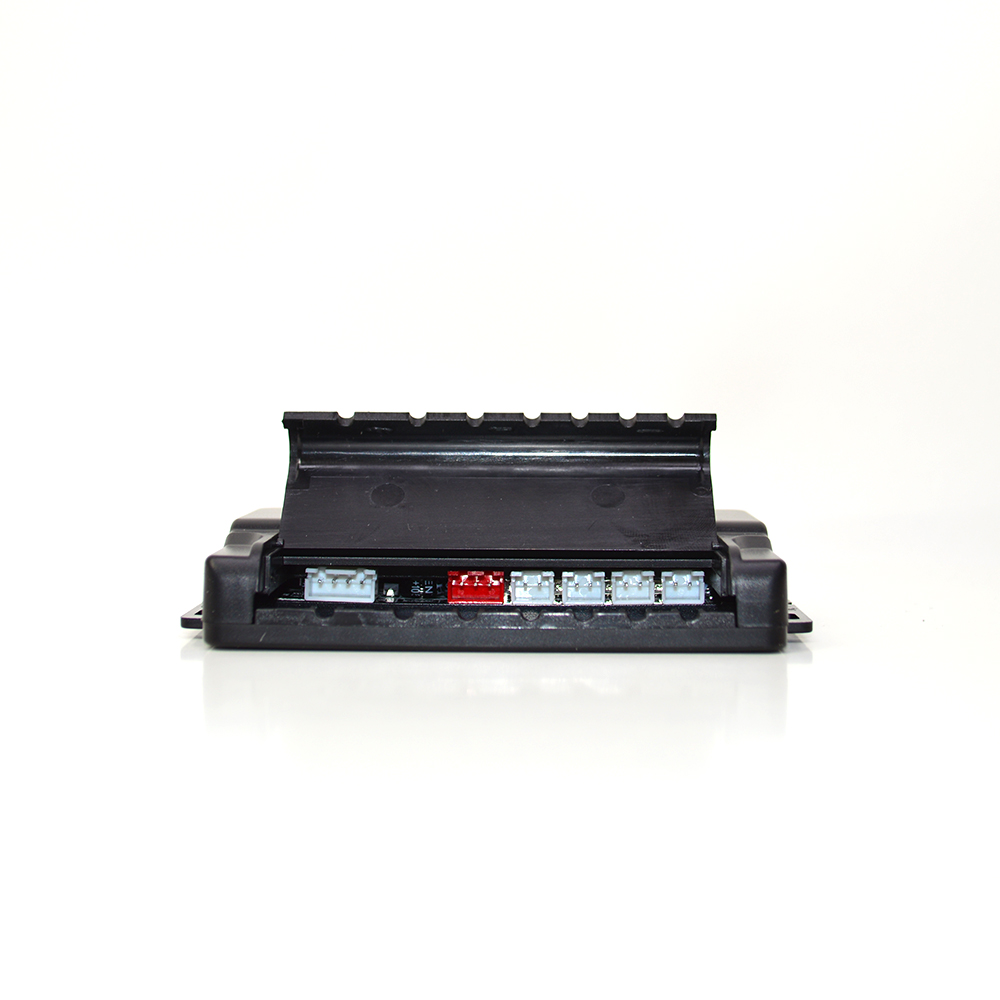 Senzori parcare auto PNI Escort P04 A 07918, diametru exterior 25 mm, cu 4 receptori, negru