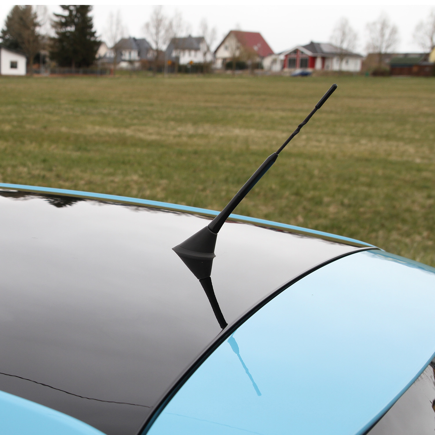 Antena auto universala ALCA 537200, pentru exterior, negru, lungime 23 cm, 2 adaptoare 5-6 mm, fibra de sticla