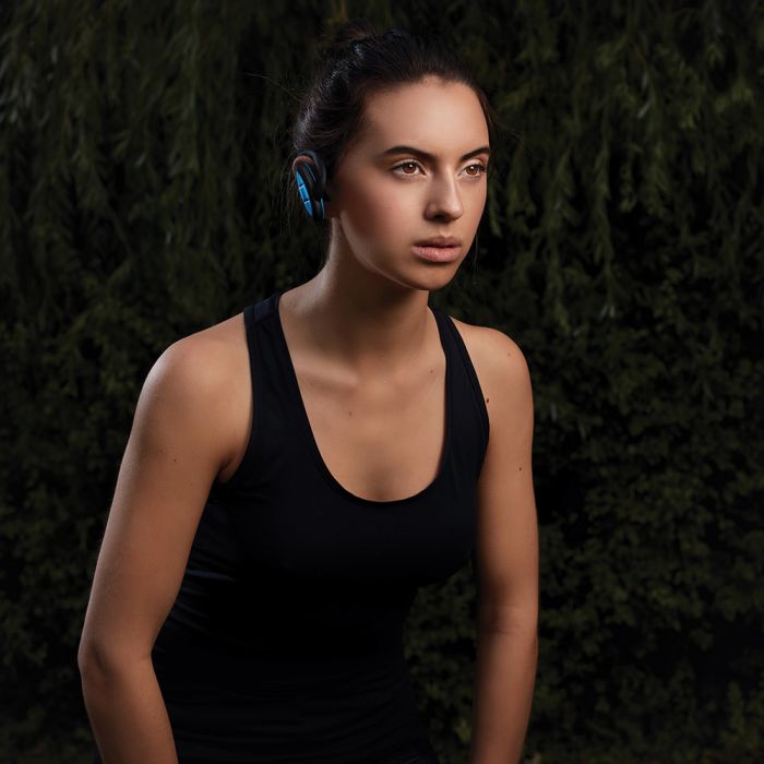 Casti audio sport in-ear, conexiune bluetooth, Boompods Sportpods2, negru-albastru, control volum, play/pause skip track, preluare/incheiere apeluri