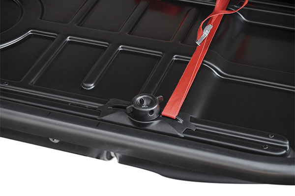 Cutie portbagaj auto MENABO 02350 Mania Black, prindere pe bare transversale, plastic ABS, volum 320 litri, 137x79x37 cm, negru lucios