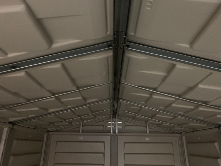 Casuta de gradina cu 2 usi DURAMAX Yard Mate Plus 35825, 161 x 250 cm, fara fereastra, structura metalica, material policlorura de vinil