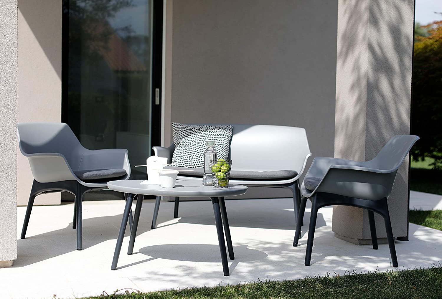 Set mobilier pentru terasa si gradina BICA Luxor Grafit/Antracit, 9077.94, 4 piese, din polipropilena, 2 fotolii cu spatar inalt, 1 canapea cu 2 locuri, 3 perne, masa
