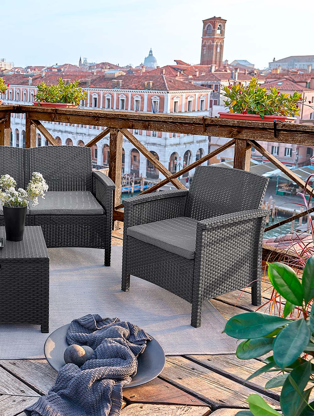 Set de mobilier pentru gradina BICA Venezia 3 Grafit, 9168.4, canapea 3 locuri, 2 fotolii, 5 perne, masa cu spatiu depozitare, polipropilena, imitatie ratan