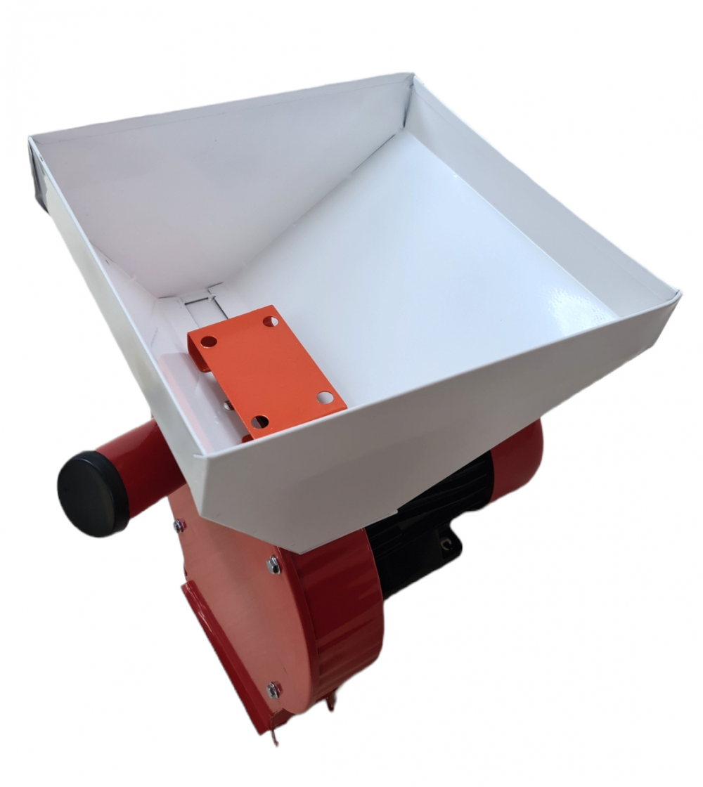 Moara de cereale ELEFANT, 350E, cuva mare, electrica 3.9 kW, 3000 rpm cu carlige cu sac colectare