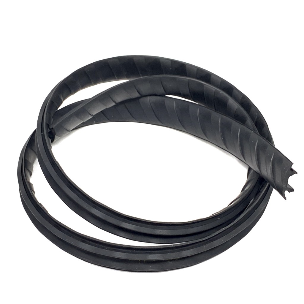 Garnitura din cauciuc pentru bare transversale THULE Cover Strip Patterned TH1500052102, lungime 1500 mm