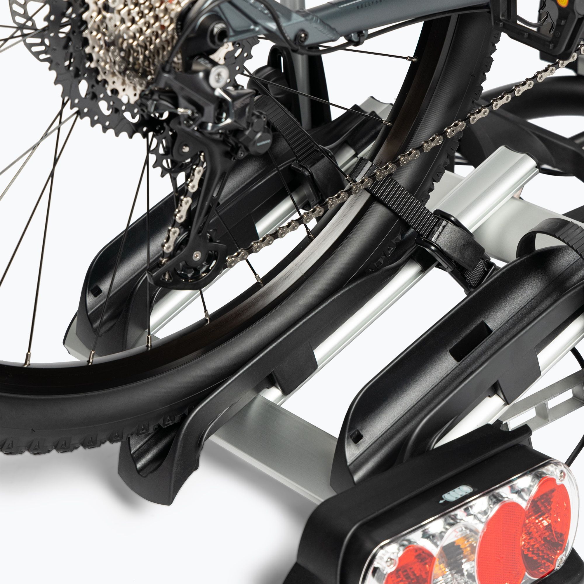 Suport auto pentru 3 biciclete THULE EuroWay G2 TH922020, alimentare 13Pin, montare pe carlig de remorcare, capacitate incarcare 51 kg