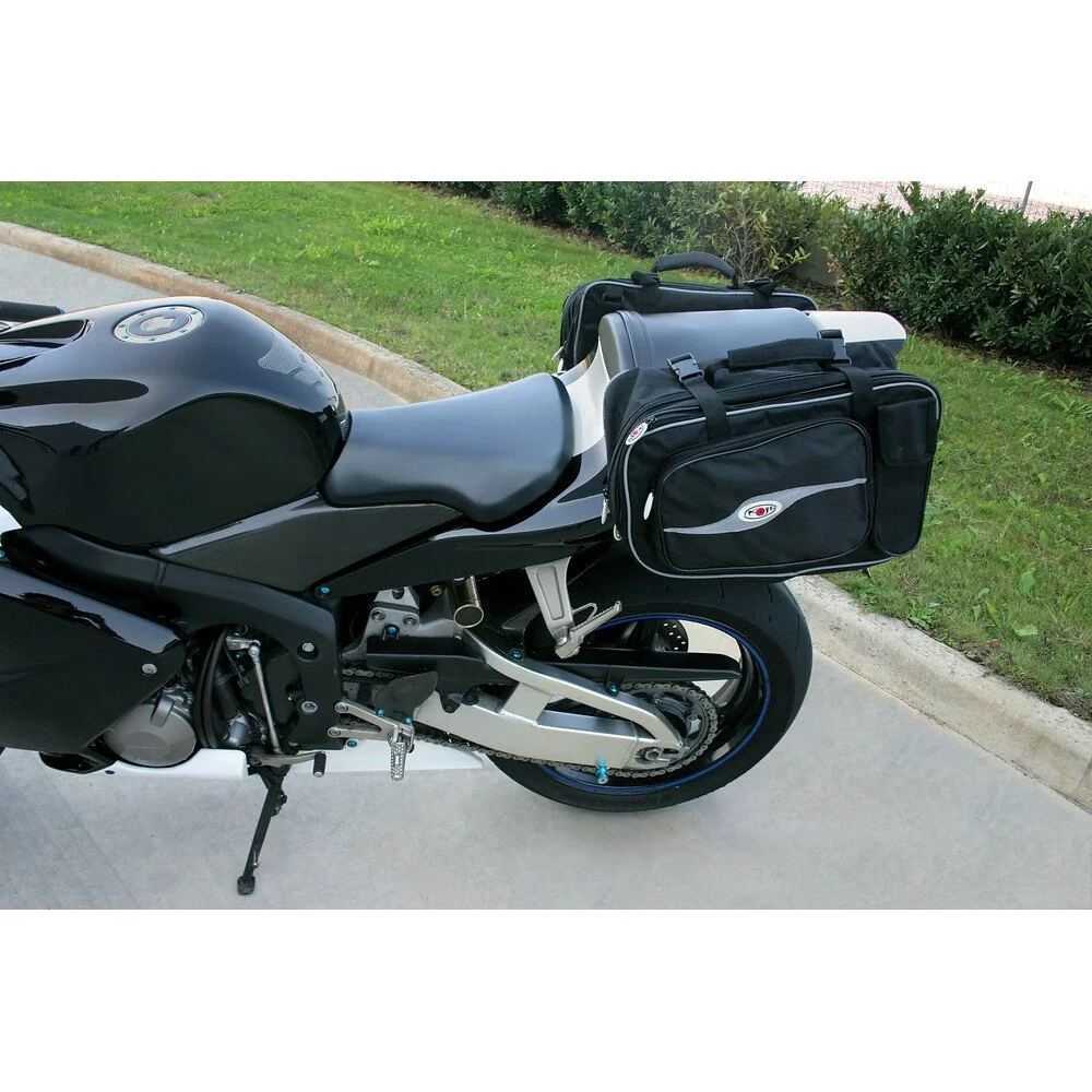 Geanta laterala moto LAMPA T Maxter LAM90269, volum 24 litri, buzunare, din poliester, elemente reflectorizante, 40 x 26 x 24 cm