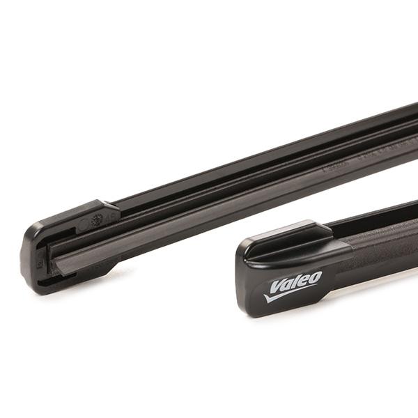 Set stergatoare parbriz VALEO SILENCIO FLAT BLADE SET 577948, lungime 630 mm, 530 mm, lama stergator lata, cu spoiler