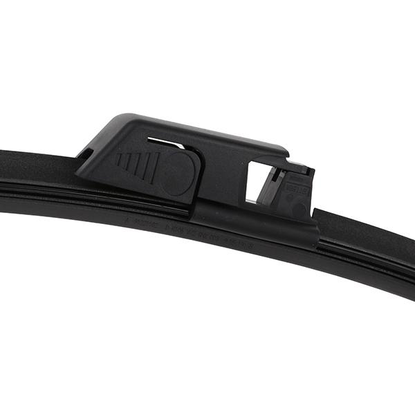 Set stergatoare parbriz VALEO SILENCIO X.TRM FLAT BLADE SET 574307, lungime 560 mm, fara carcasa, cu spoiler