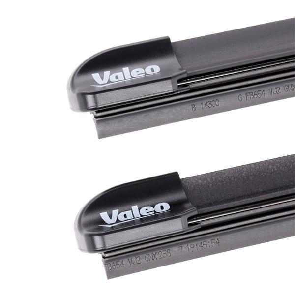 Set stergatoare parbriz VALEO SILENCIO X.TRM FLAT BLADE SET 574641, lungime 600 mm, 450 mm, fara carcasa, cu spoiler