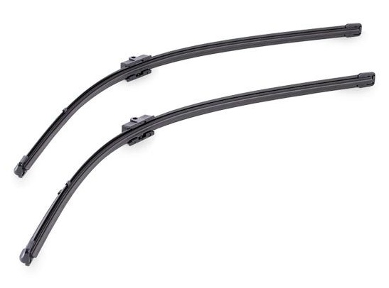 Set stergatoare parbriz VALEO SILENCIO X.TRM FLAT BLADE SET 574311, lungime 650 mm, fara carcasa, cu spoiler