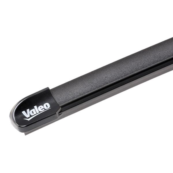 Set stergatoare parbriz VALEO SILENCIO X.TRM FLAT BLADE SET 574382, lungime 530 mm, 475 mm, fara carcasa, cu spoiler