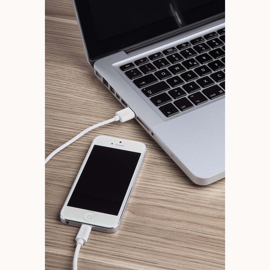 Cablu USB 2.0 HAMA 54567, pentru Apple iPod/iPhone/iPad cu conector Lightning, lungime 1.5 m