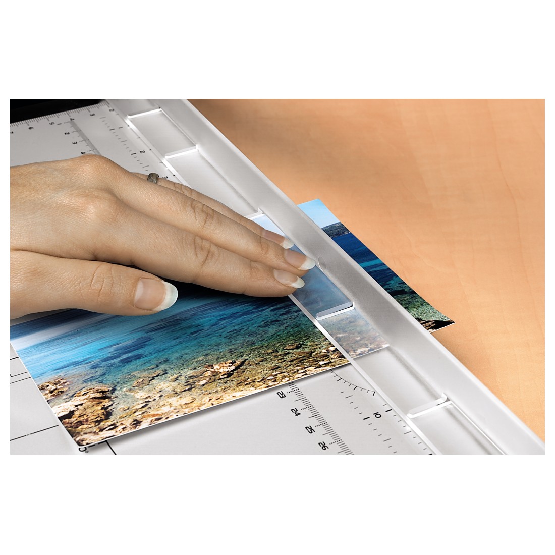 Aparat de taiat folie si hartie HAMA ProCut S 330 Plus 8212, lungime taiere 330 mm