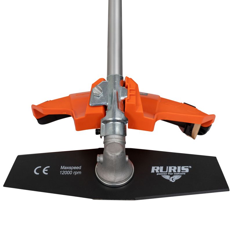 Motocoasa de umar RURIS RR 240 Bravo, motor benzina Khumma, 2 timpi, 24 CC, 1 CP, diametru taiere 255 mm, ham, autocut, cutit 2 dinti