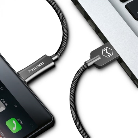 Cablu telefon MCDODO Knight 6921002644020AE, microUSB, negru, lungime 1.5 metri, impletitura nylon